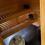 3 Bedrooms, Close To The Center, Sauna, Free Parking Leilighet