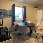 3 Bedrooms, Close To The Center, Sauna, Free Parking Leilighet *