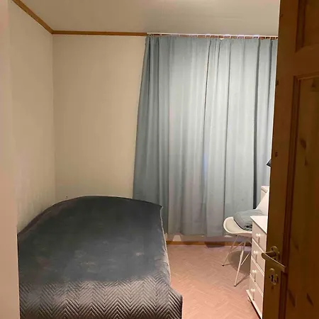 3 Bedrooms, Close To The Center, Sauna, Free Parking